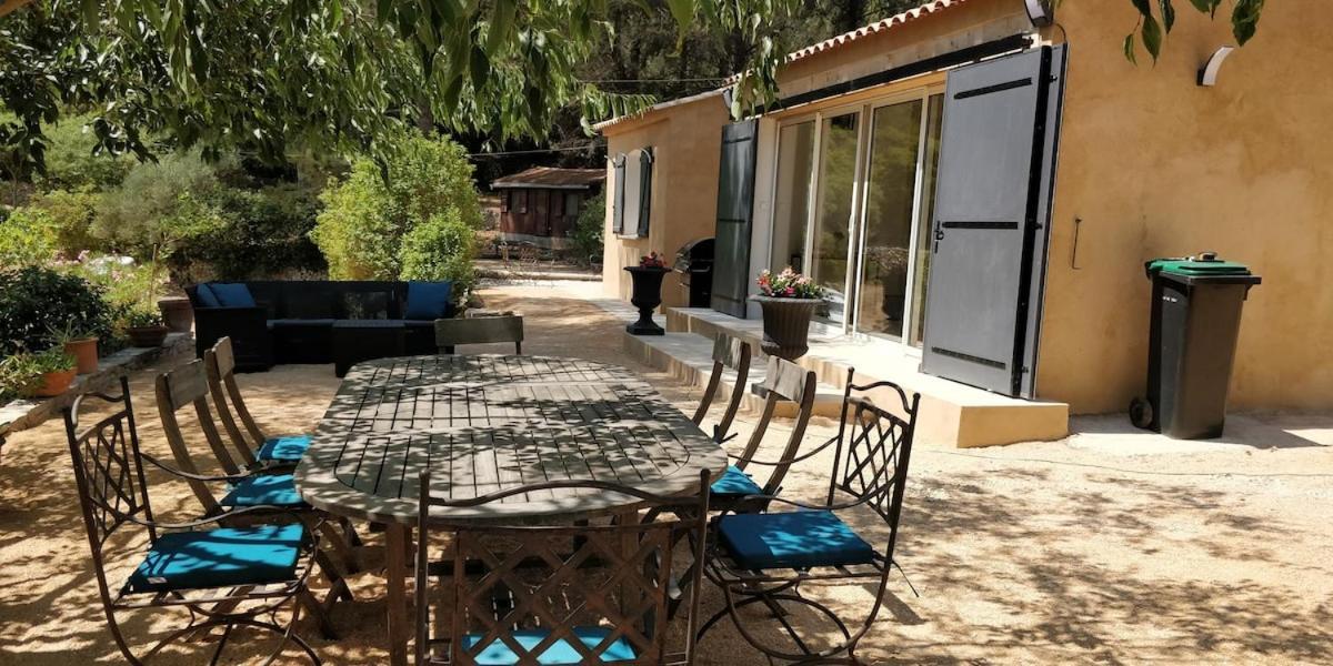 Villa Cigalons En Pleine Pinede Avec Piscine Chauffee De Mai A Septembre Auriol Εξωτερικό φωτογραφία